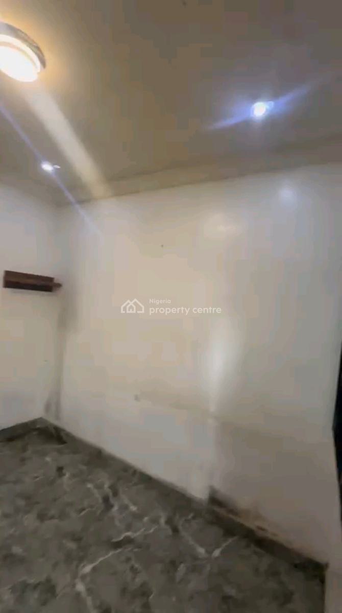 Decent Spacious Mini Flat Ground Floor, Soluyi, Gbagada, Lagos, Mini Flat (room and Parlour) for Rent