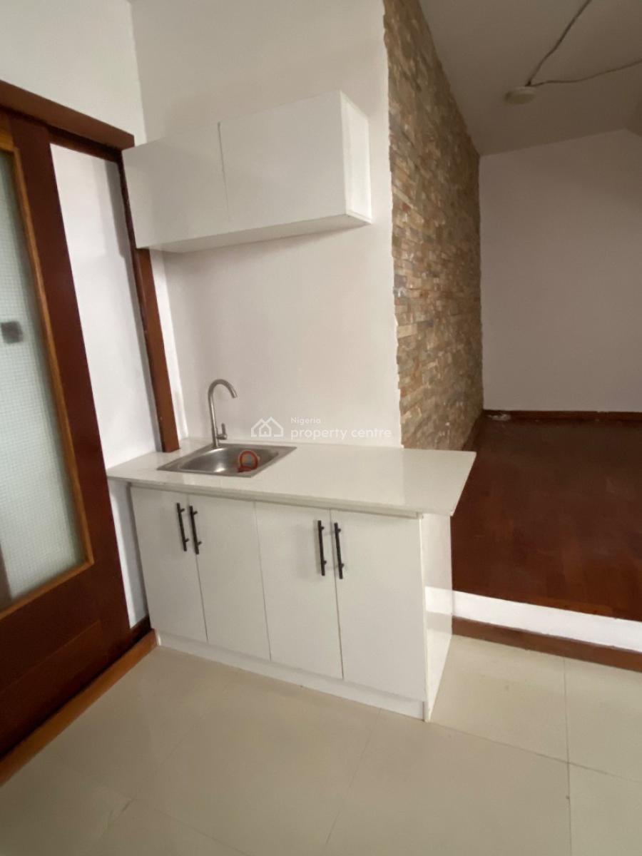 Luxury One Room Studio Penthouse Off Oniru Market, Off Oniru Market . , Lekki Right, Oniru, Victoria Island (vi), Lagos, Self Contain (single Rooms) for Rent