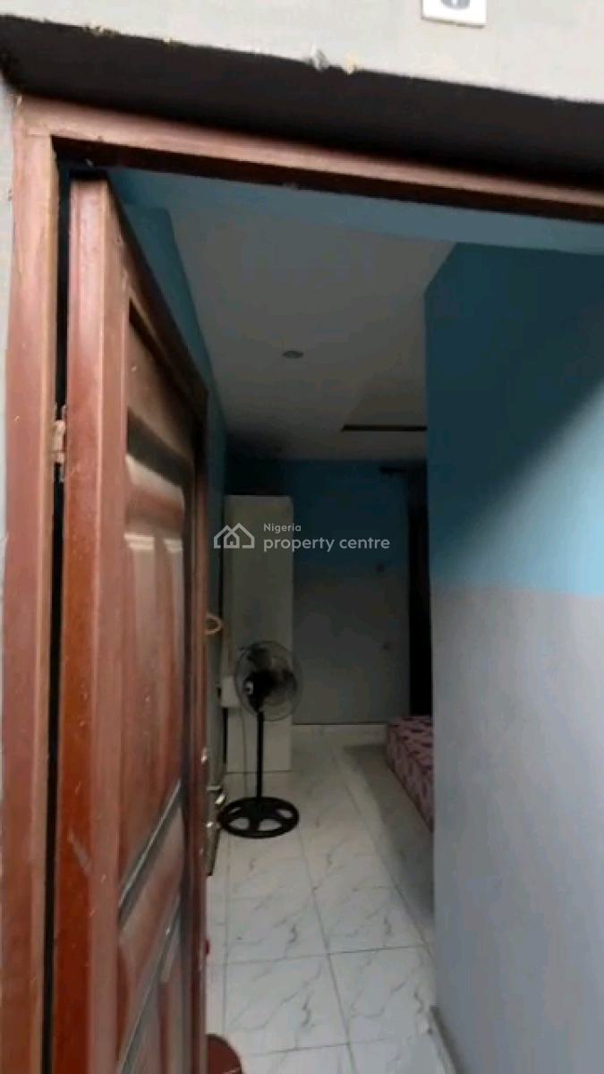 Spacious Roomself Contain, Abule Ijesha, Yaba, Lagos, Self Contain (single Rooms) for Rent