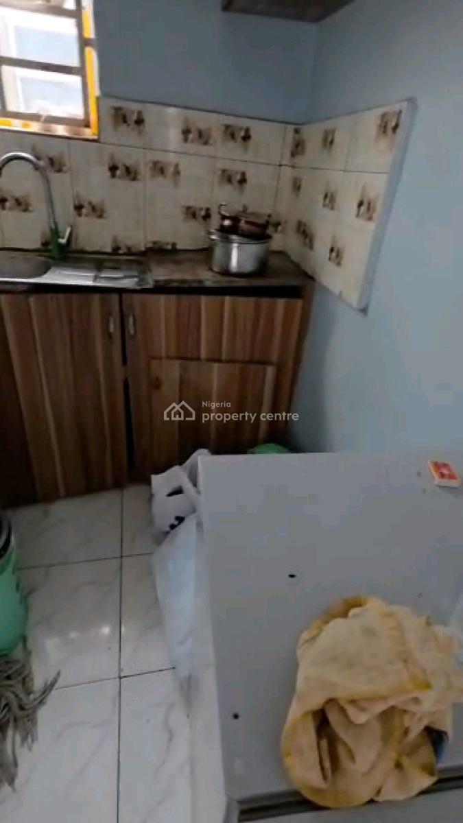 Spacious Roomself Contain, Abule Ijesha, Yaba, Lagos, Self Contain (single Rooms) for Rent