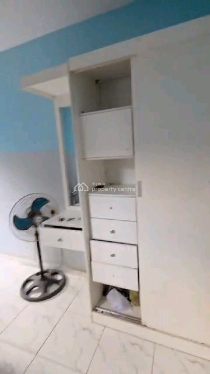 Spacious Self Contain, Abule Ijesha, Yaba, Lagos, Self Contain (single Rooms) for Rent