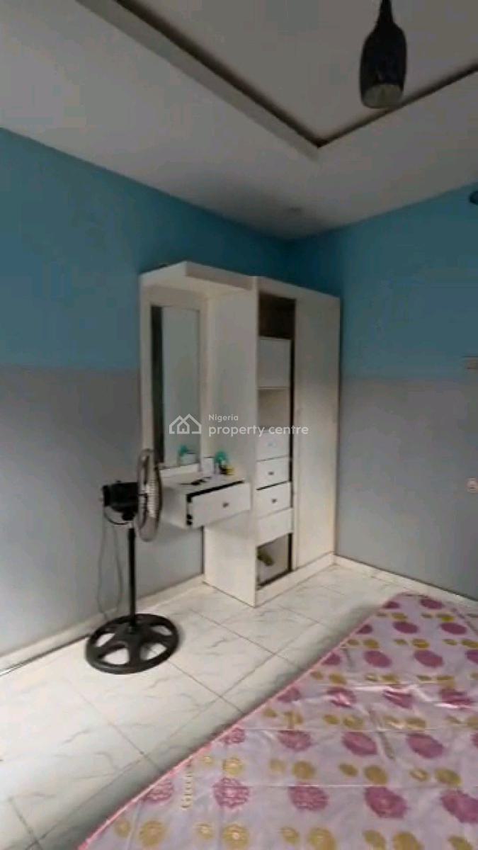 Spacious Self Contain, Abule Ijesha, Yaba, Lagos, Self Contain (single Rooms) for Rent