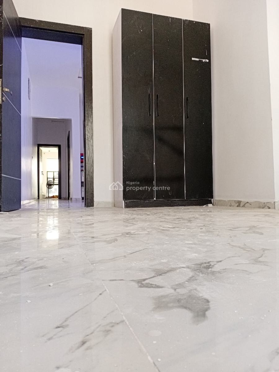 Breath of Freshness in a 4bedroom Semi-detached Duplex, Orchid Road, Lekki, Lagos, Semi-detached Duplex for Sale