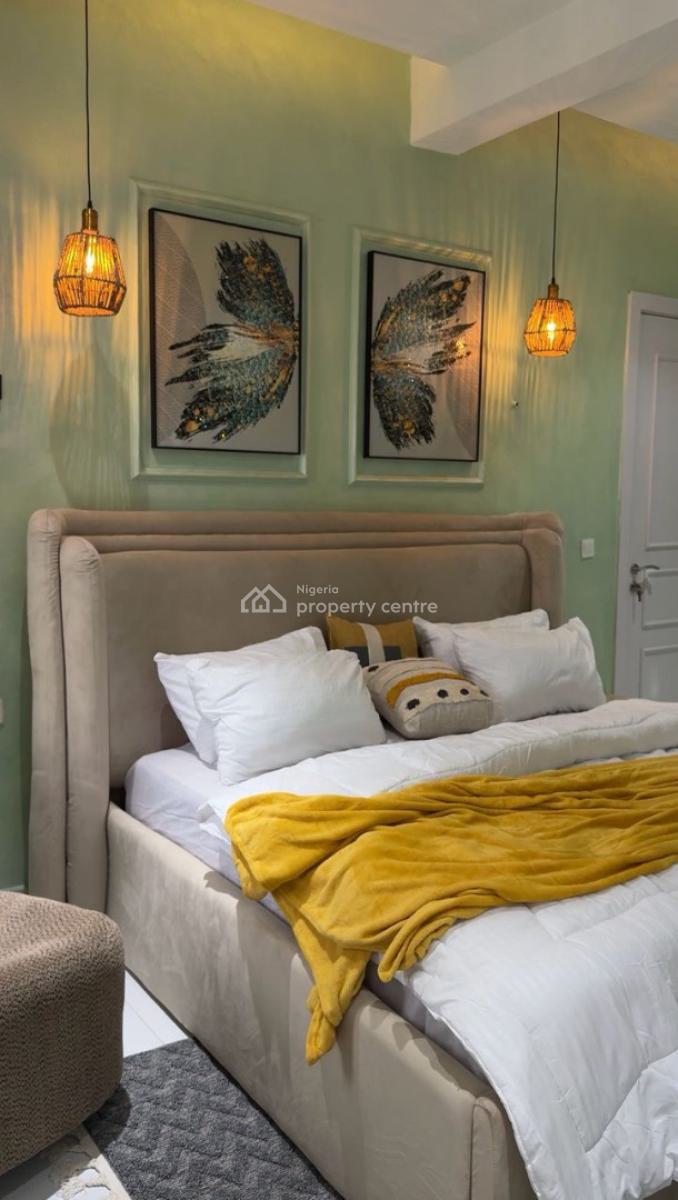 2 Bedroom Apartment at Lekki Phase 1, Lekki Phase 1, Lekki, Lagos, Flat / Apartment Short Let