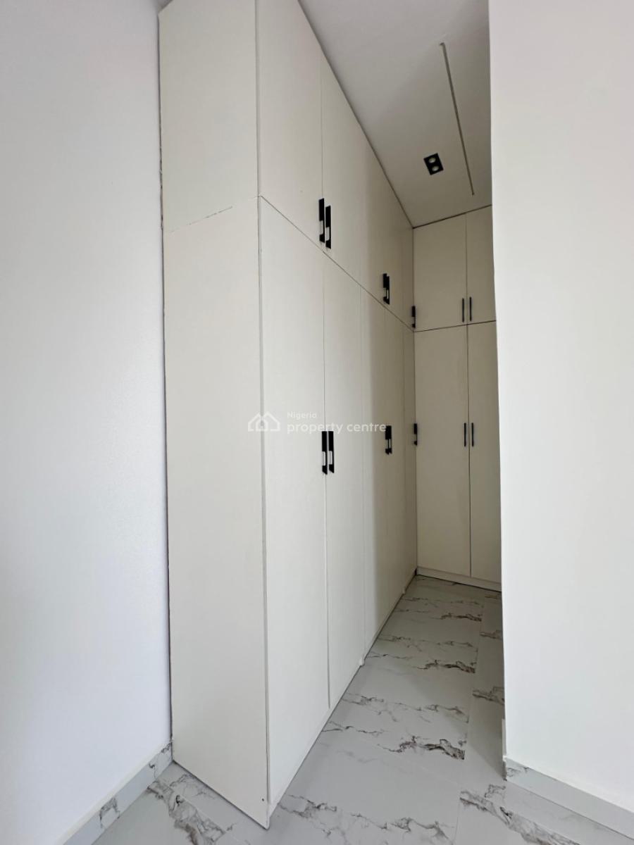 Well-built Luxury Spacious 4 Bedroom Semi-detached Duplex with Bq, Less Than 10 Minutes From Thomas Estate, Lekki, Ajah, Lagos, Semi-detached Duplex for Sale