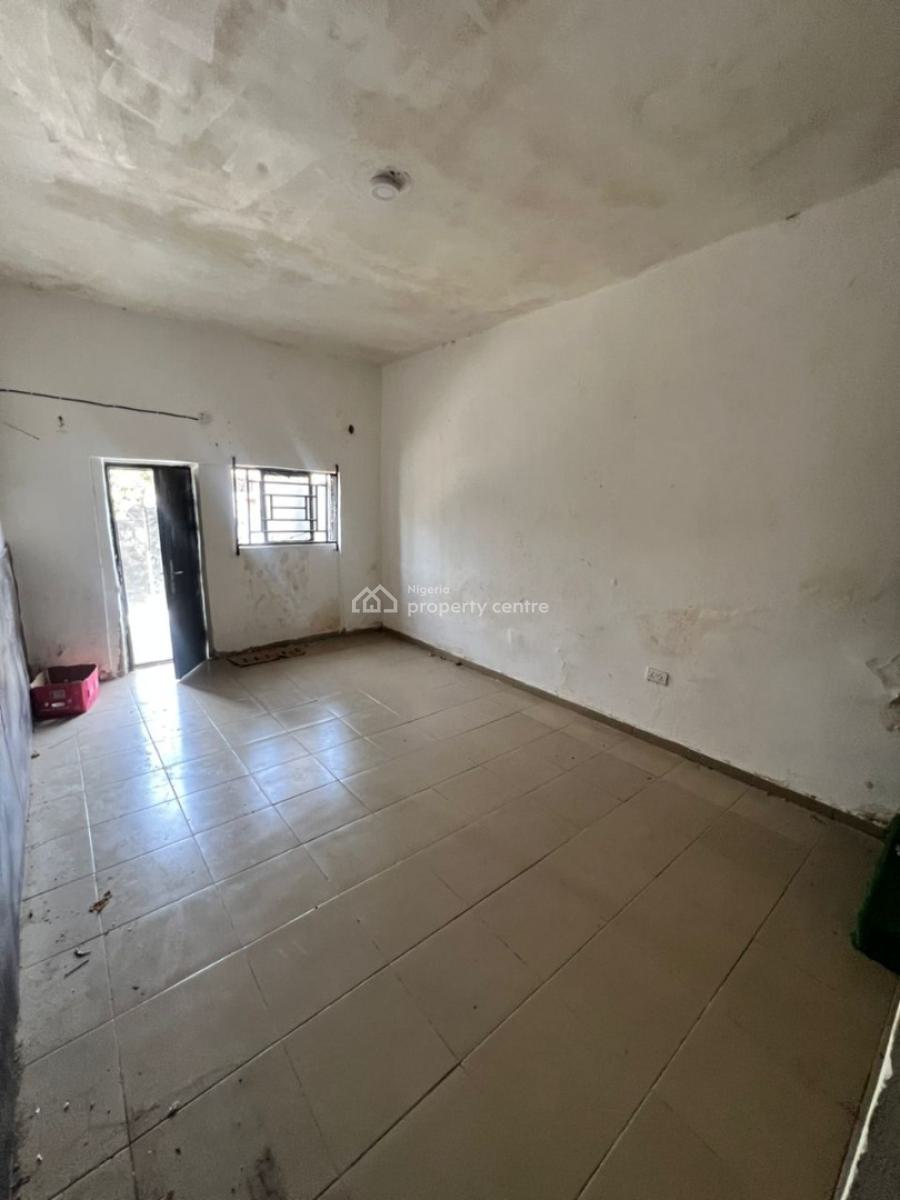 Clean 1 Bedroom Flat, Berger Clinic, Life Camp, Abuja, Flat / Apartment for Rent