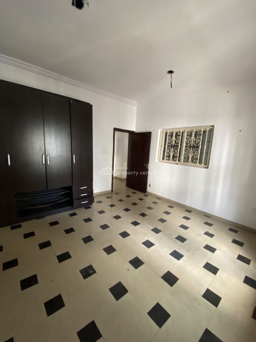 Self Serviced Spacious 3 Bedrooms Flats, Ikota Lekki, Ikota, Lekki, Lagos, Flat / Apartment for Rent
