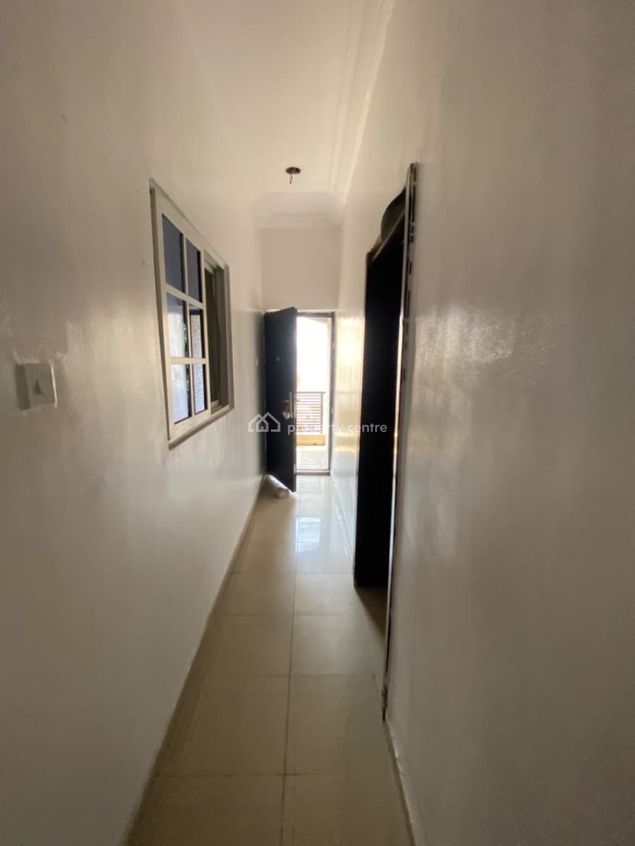 Self Serviced Spacious 3 Bedrooms Flats, Ikota Lekki, Ikota, Lekki, Lagos, Flat / Apartment for Rent