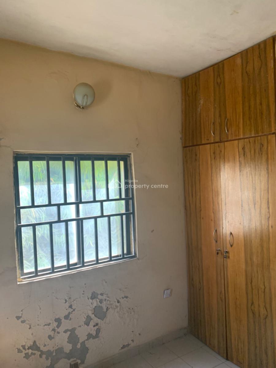 Spacious 2 Bedroom Flat, Apo Dutse, Apo, Abuja, Flat / Apartment for Rent