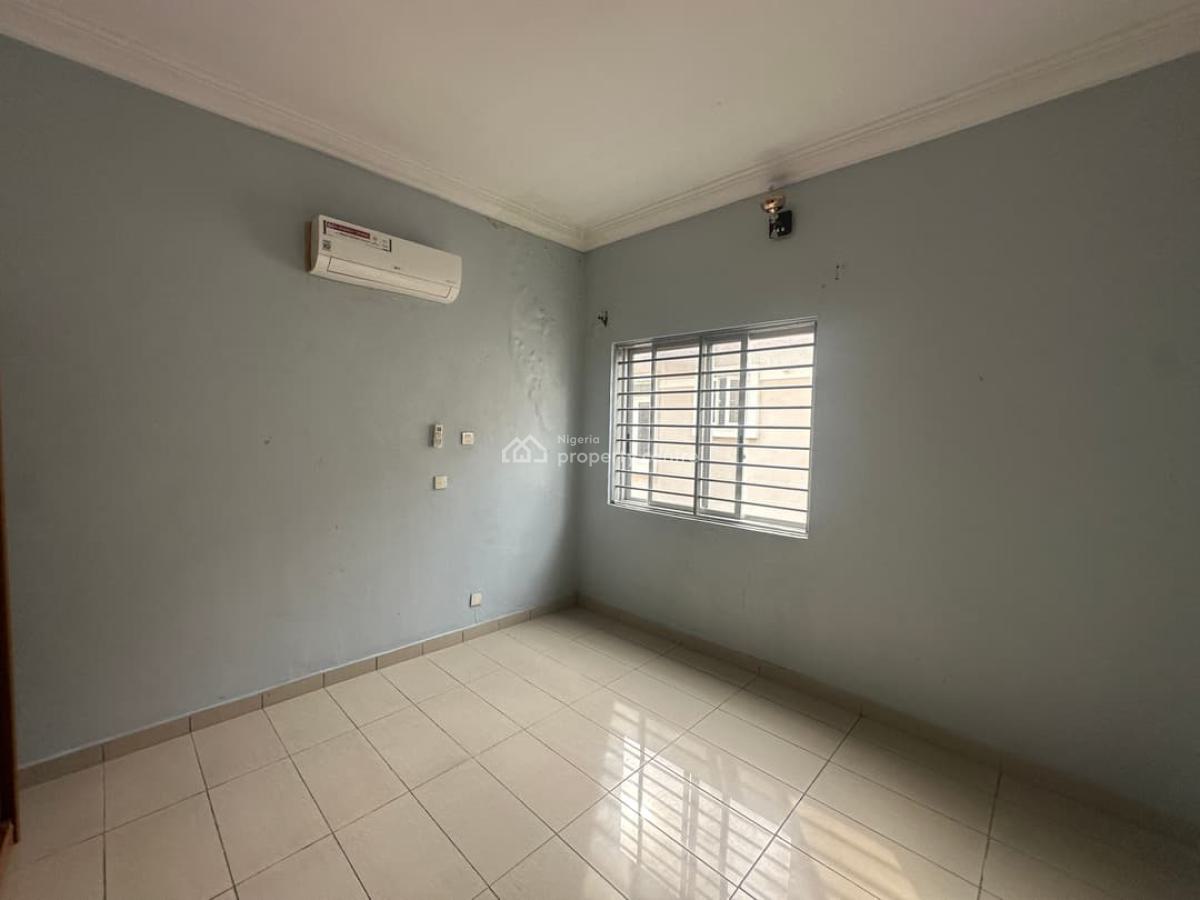 Spacious 4-bedroom Terrace Duplex, Lekki Phase 1, Lekki, Lagos, Terraced Duplex for Rent