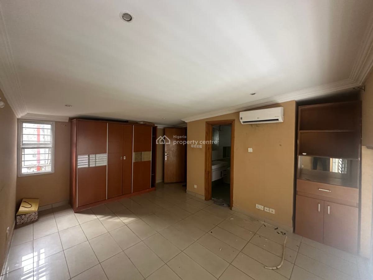 Spacious 4-bedroom Terrace Duplex, Lekki Phase 1, Lekki, Lagos, Terraced Duplex for Rent