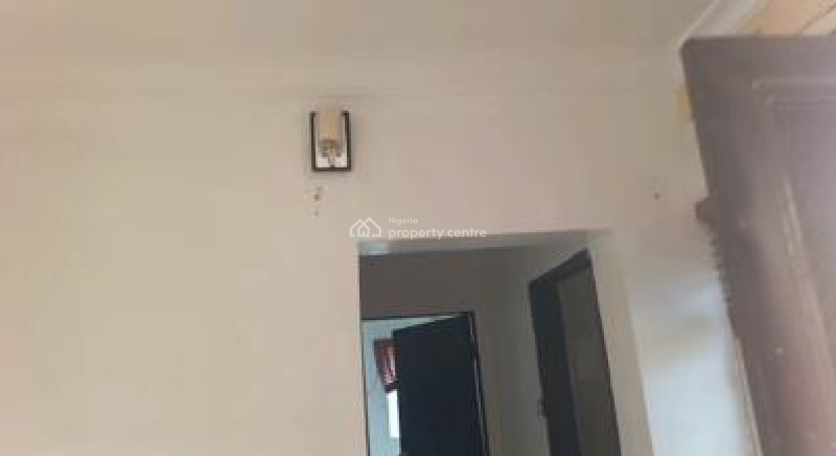 Serviced Decent  Mini Flat in an Estate, Weighbridge, Mile 12, Kosofe, Lagos, Mini Flat (room and Parlour) for Rent