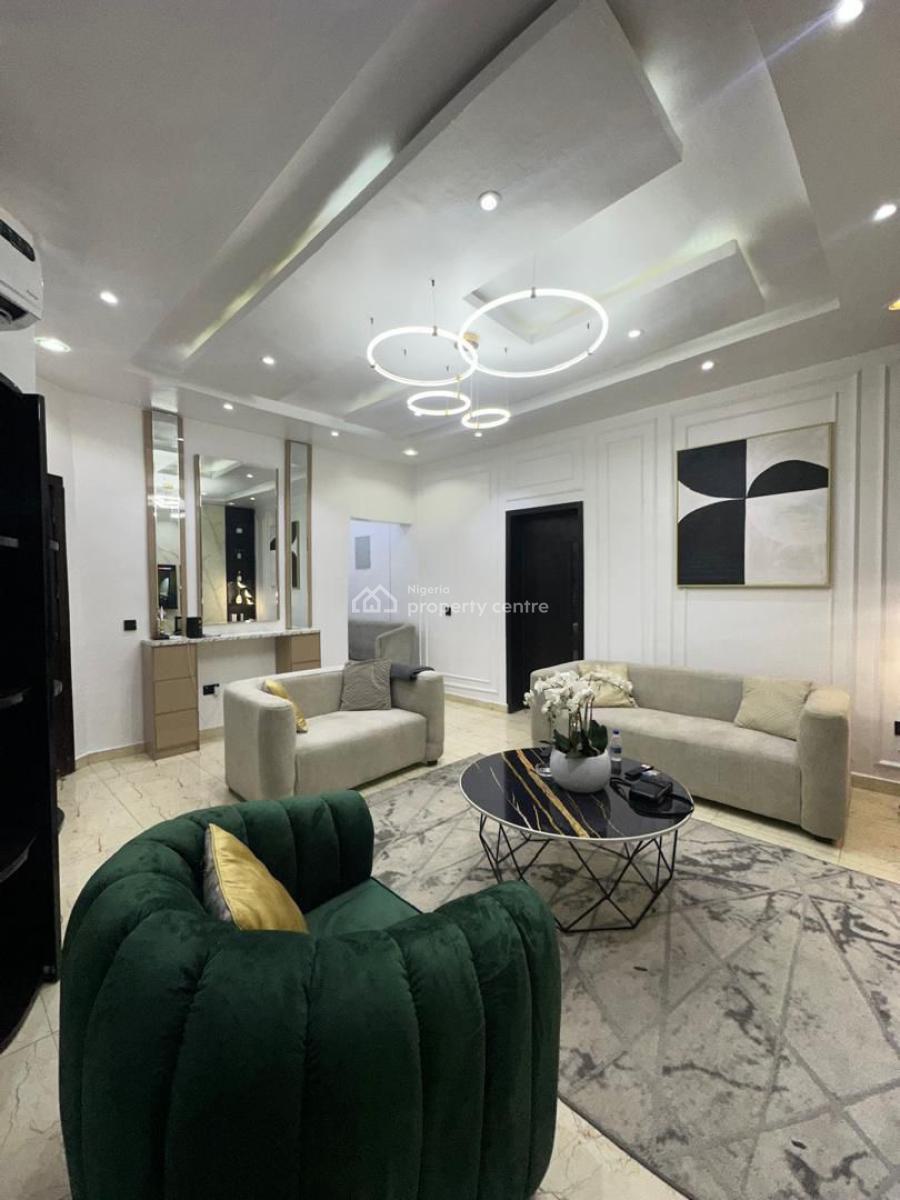 3 Bedroom Apartment at Ologolo, Ologolo, Lekki, Lagos, Flat / Apartment Short Let