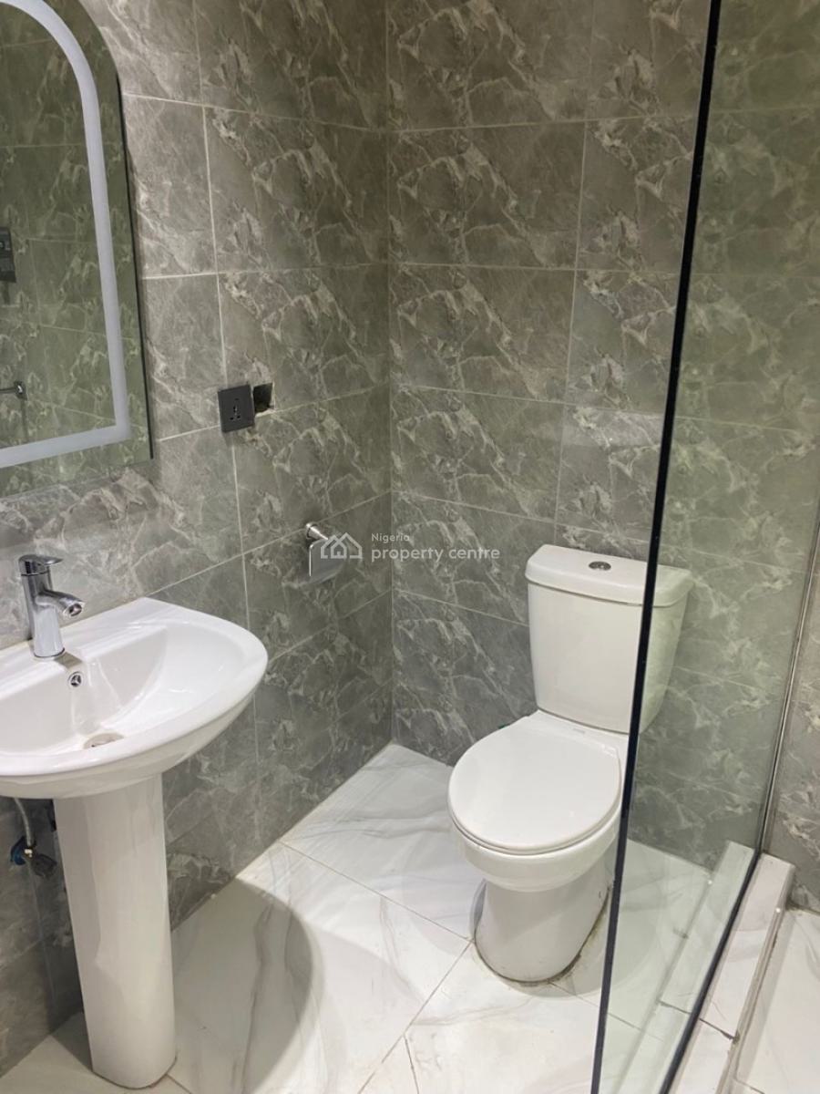 Massive 3 Bedroom Flat, Oribawa Phase 2 Lakowe, Lakowe, Ibeju Lekki, Lagos, Flat / Apartment for Rent