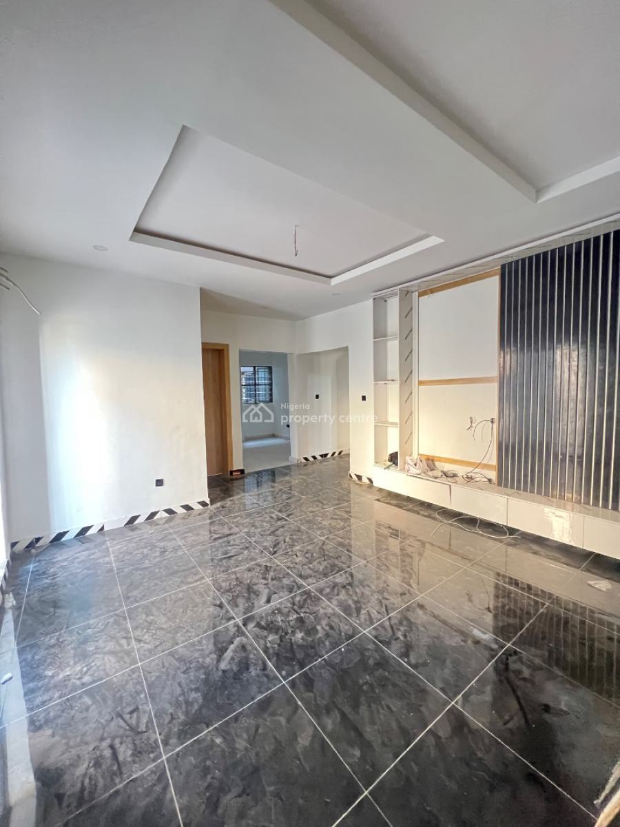 2 Bed  90 Million, Ologolo, Lekki, Lagos, Flat / Apartment for Sale