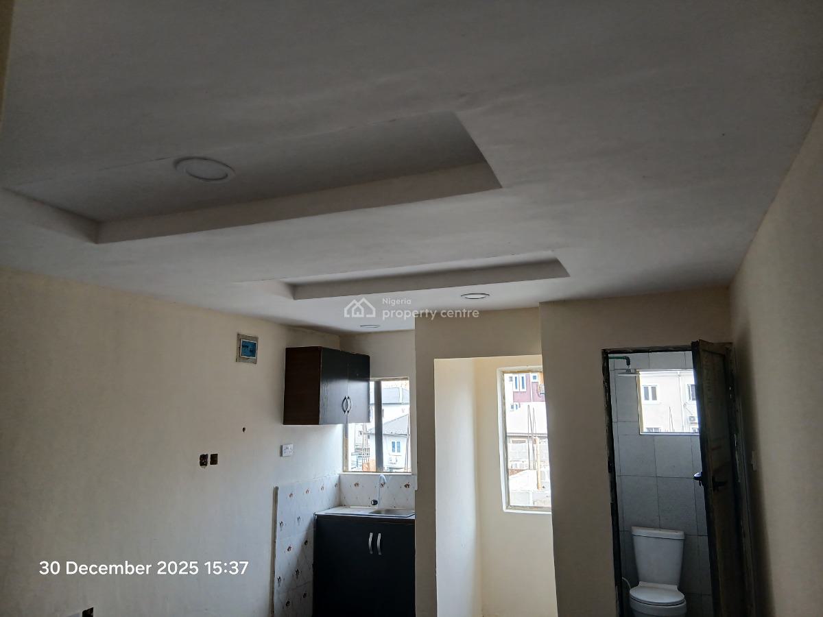 a Newly Built Spacious Roomself Contain, Abule Ijesha, Yaba, Lagos, Self Contain (single Rooms) for Rent