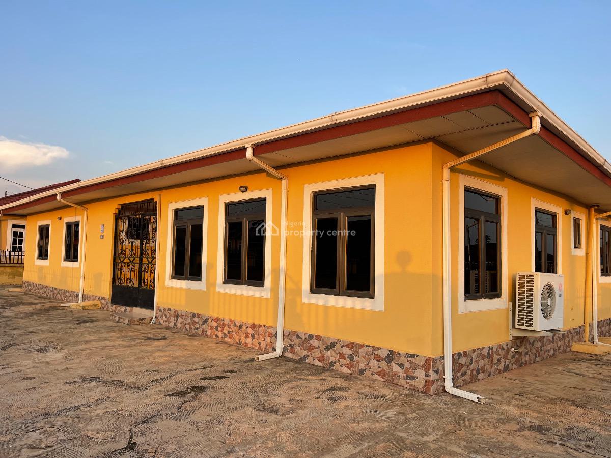 Luxury 3 Bedroom with 4 Toilets, Borehole, Gerald Roof, Sunshine Garden Estate Oba Ile, Akure, Ondo, Detached Bungalow for Sale