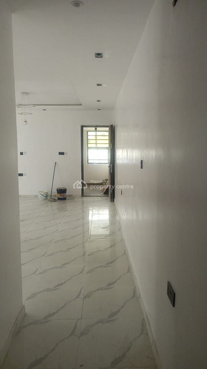 2 Bedroom Apartment, Ologolo Lekki, Ologolo, Lekki, Lagos, Flat / Apartment for Rent