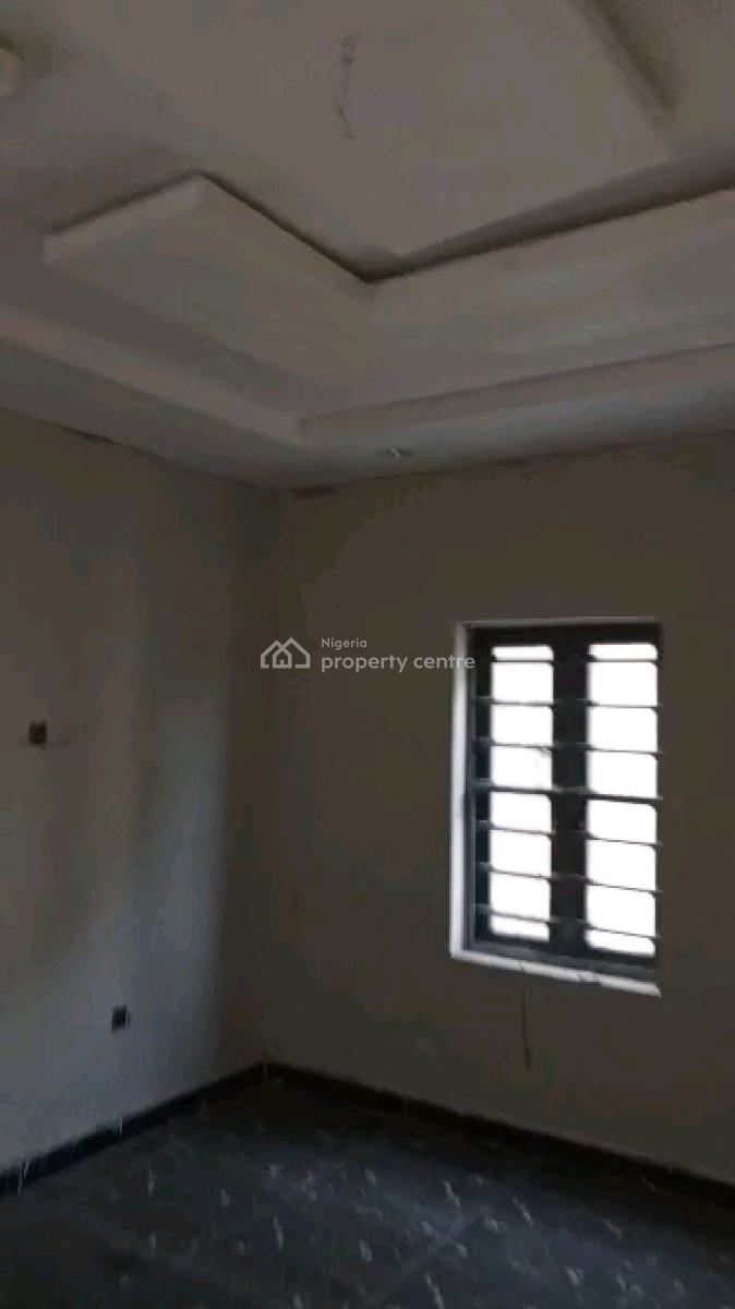 Newly Built N Modern 5 Units 2 Bedroom Up N Ground Flats, Ayodele Okeowo Street, Soluyi, Gbagada, Lagos, Flat / Apartment for Rent