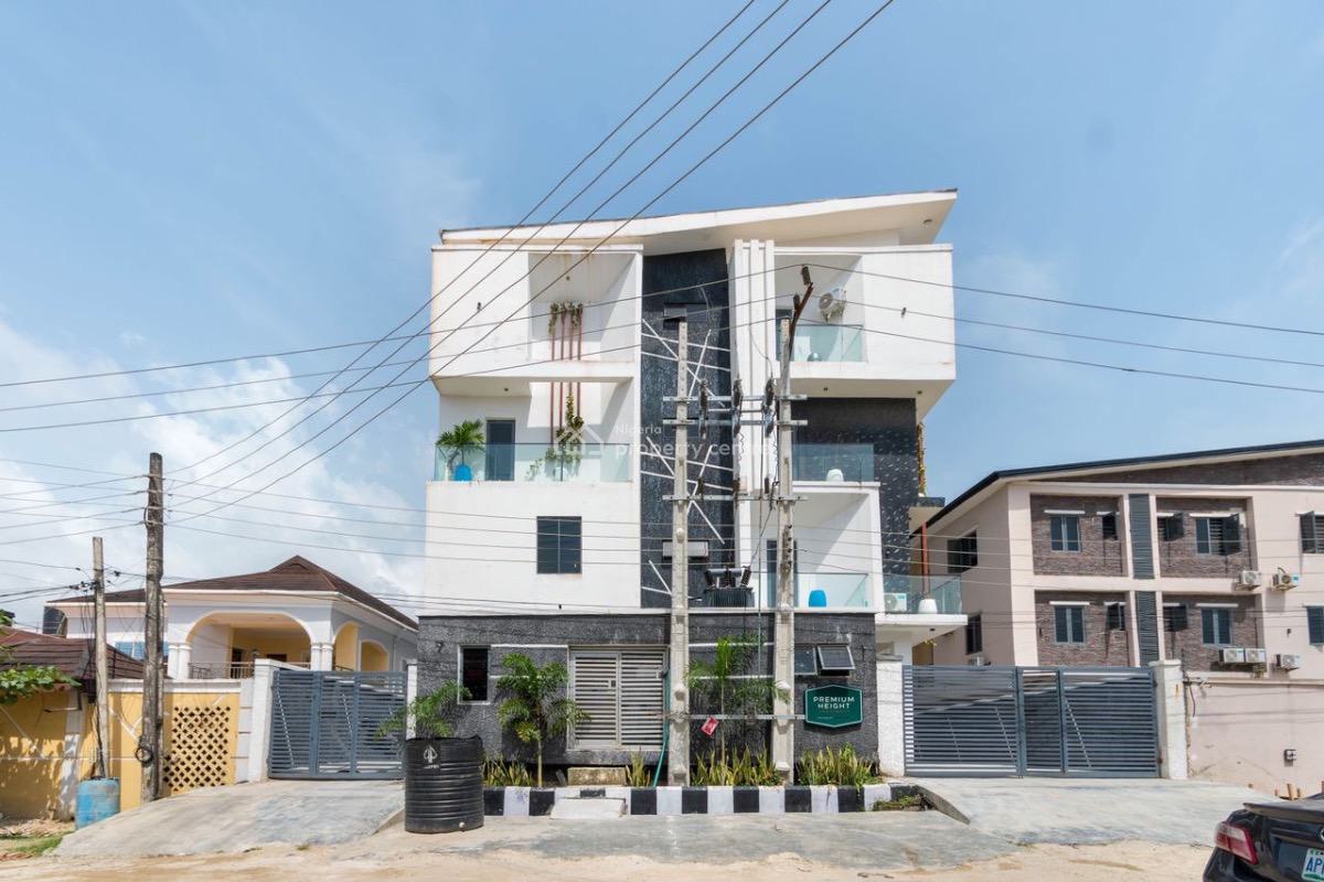 3 Bedroom Apartment with Ps5 and Tennis Court in Lekki Phase 1, Lekki Phase 1, Lekki, Lagos, Flat / Apartment Short Let