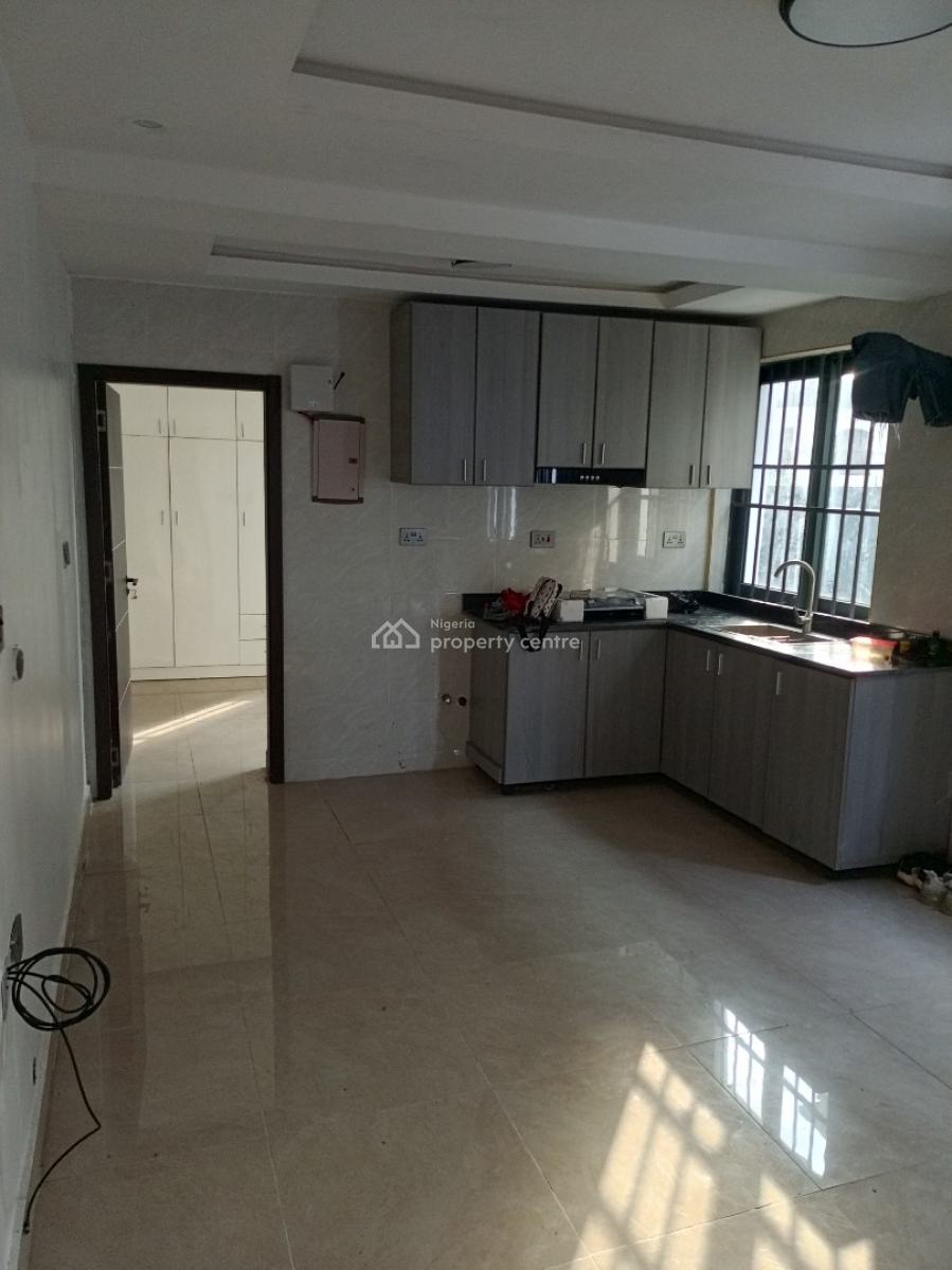 Sharp and Standard 1bedroom Apartment, Badore Ajah-lekki, Badore, Ajah, Lagos, Flat / Apartment for Rent