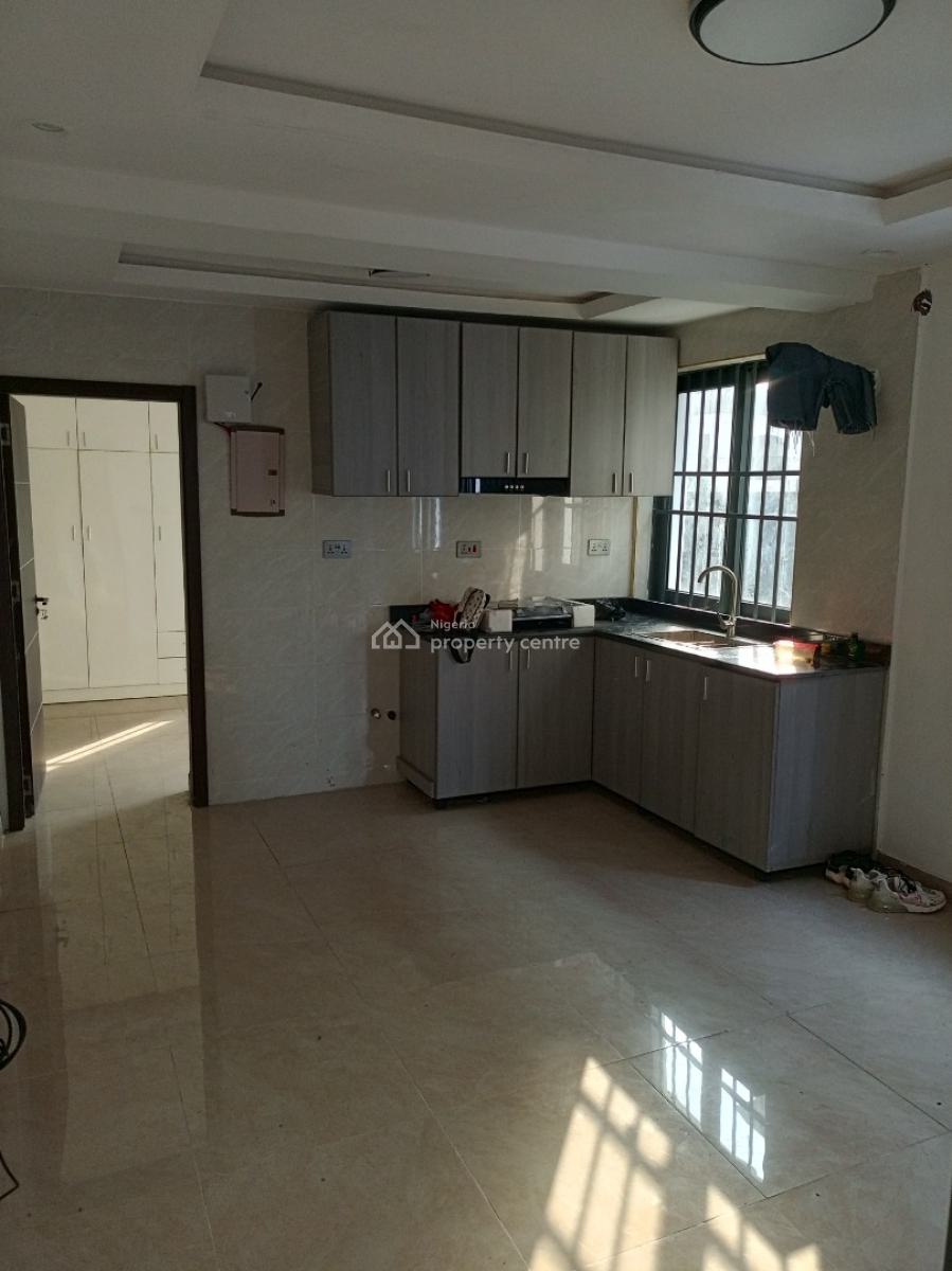 Sharp and Standard 1bedroom Apartment, Badore Ajah-lekki, Badore, Ajah, Lagos, Flat / Apartment for Rent