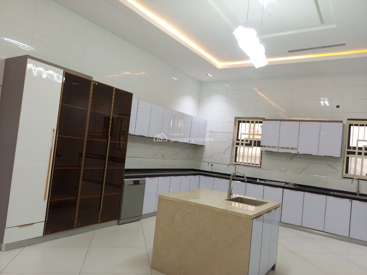 Presidential Massionate.   10 Bedrooms Massionate.   High Profile.   T, By Maitama Main, Maitama District, Abuja, House for Sale