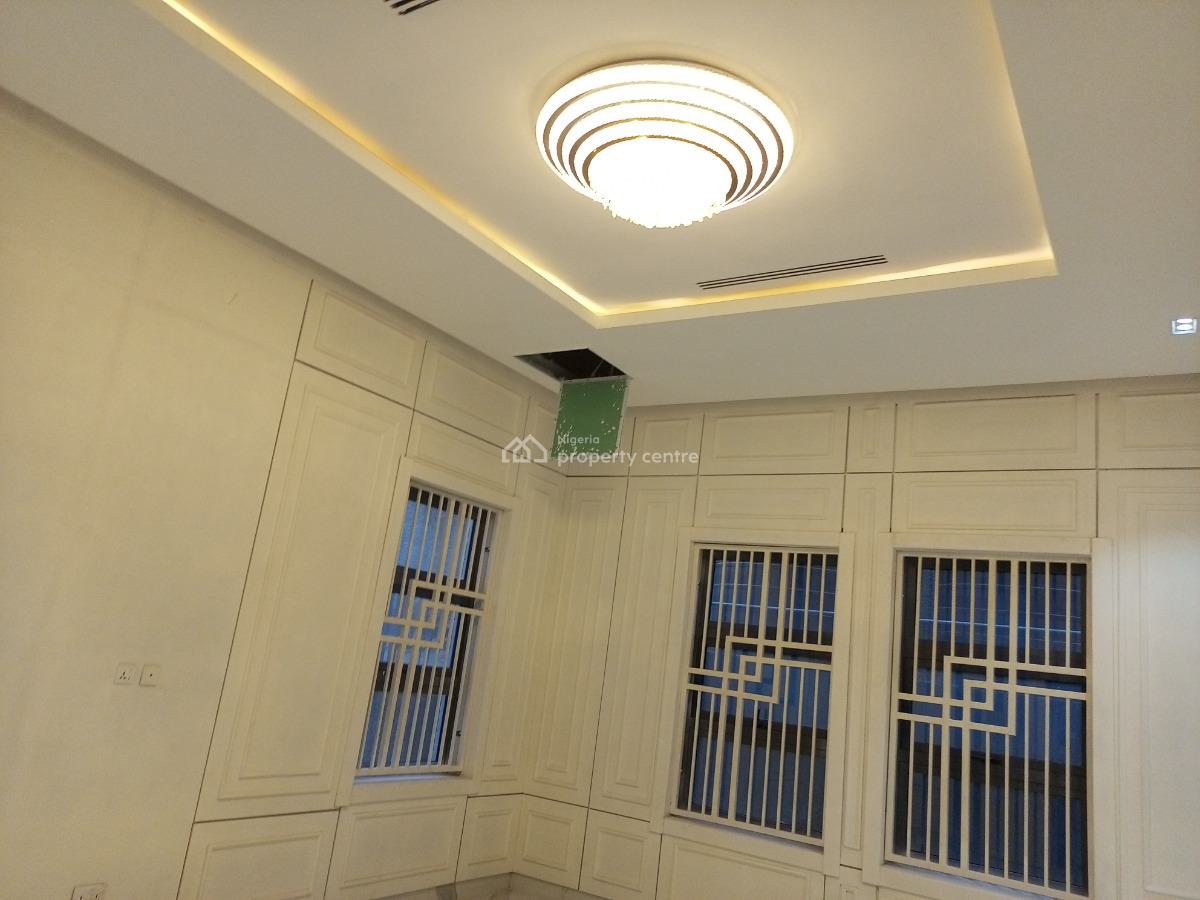 Presidential Massionate.   10 Bedrooms Massionate.   High Profile.   T, By Maitama Main, Maitama District, Abuja, House for Sale