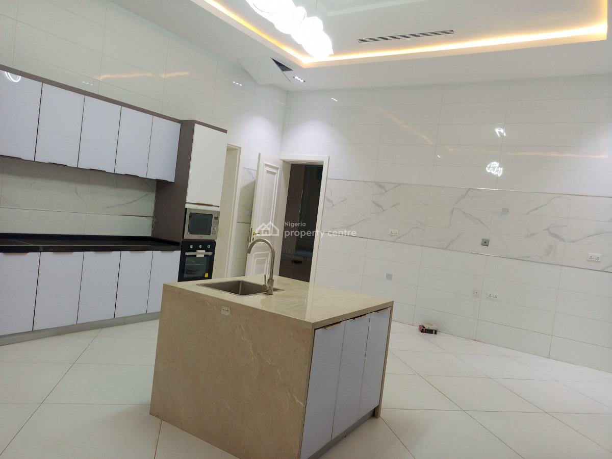 Presidential Massionate.   10 Bedrooms Massionate.   High Profile.   T, By Maitama Main, Maitama District, Abuja, House for Sale