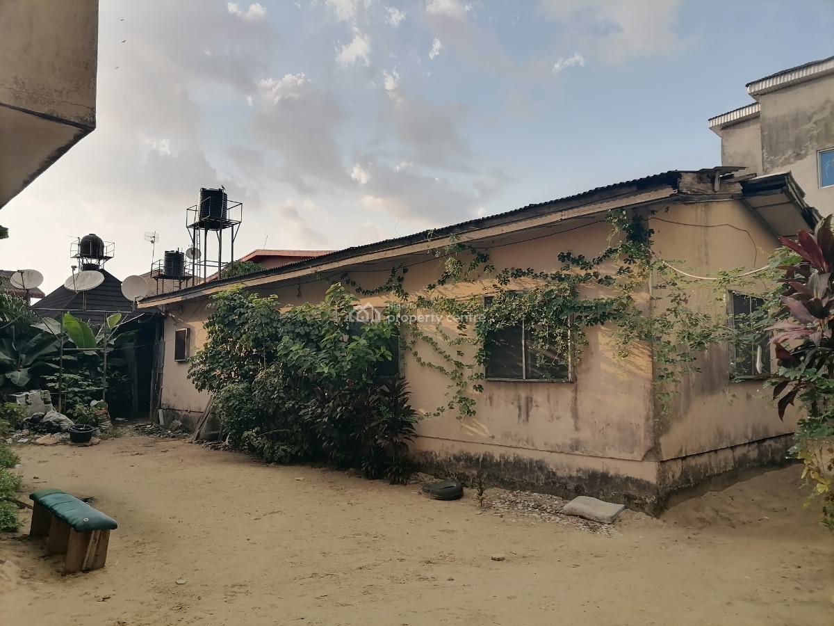 Land with Duplex & B.q, 68th Street, Bendel Estate(d.d.p.a) Off Westend Road, Off Airport, Warri, Delta, Mixed-use Land for Sale