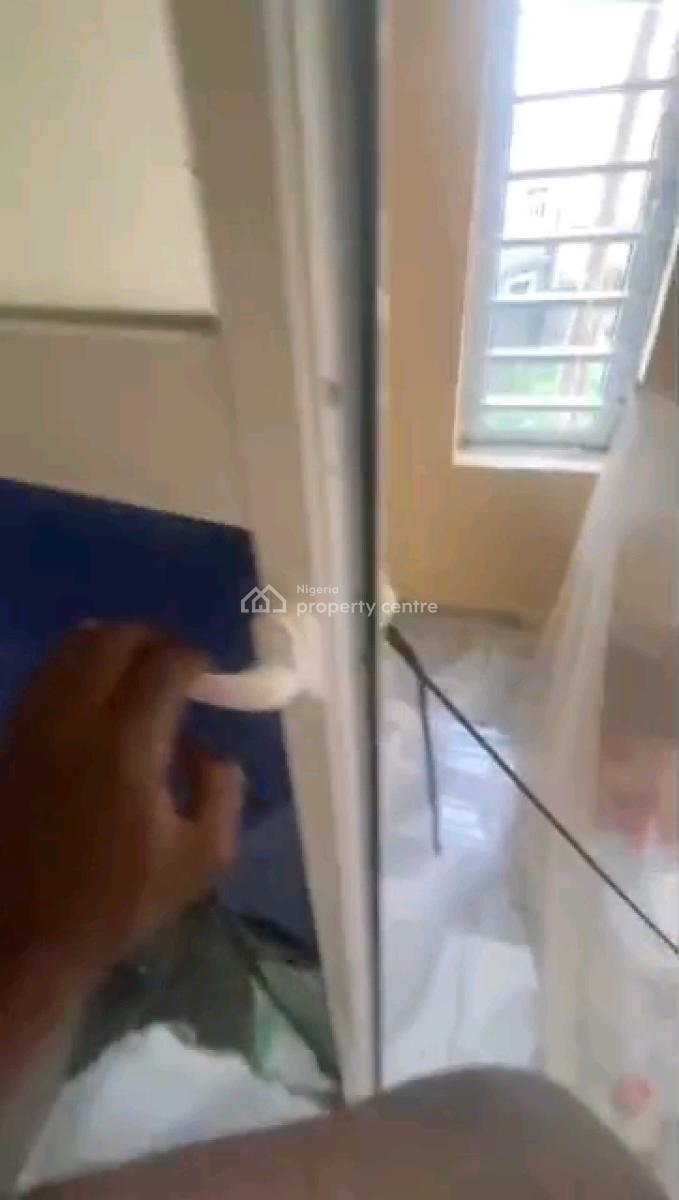 Newly Built 2 Bedroom Upstairs & Ground Floor, Off Herbert Macauley Way, Alagomeji, Yaba, Lagos, Flat / Apartment for Rent