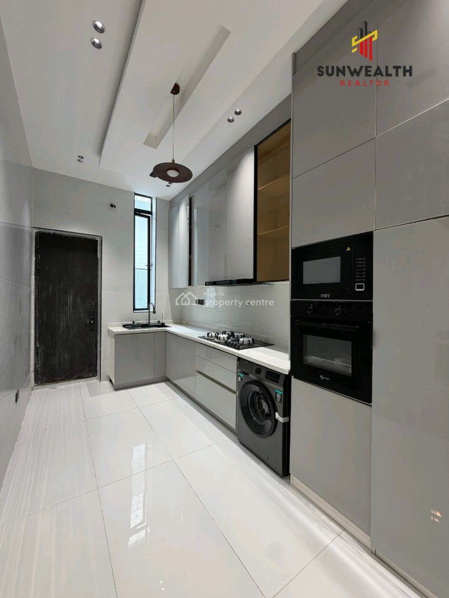 This Sleek 5-bedroom Fully Detached Duplex, Chevron, Lekki, Lagos, House for Sale