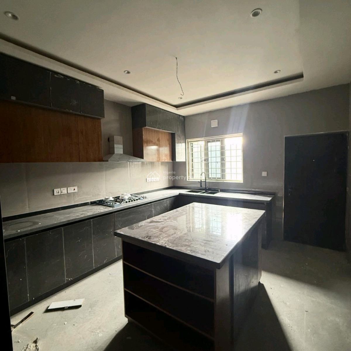 5 Bedroom Terrace Duplex 1 Room Bq  Location: Garki By Area 11  Price:, Garki, Abuja, House for Sale