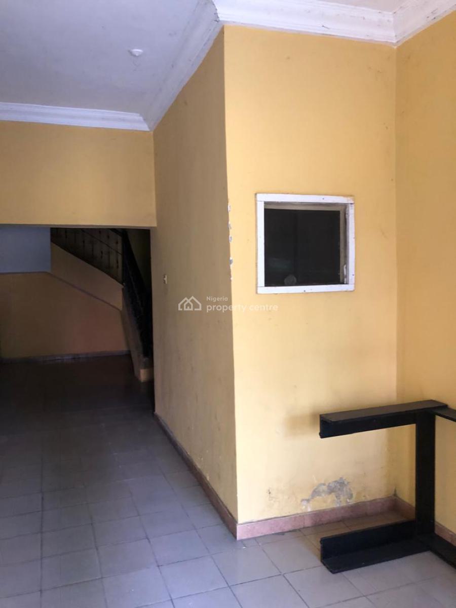 Clean Mini Flat and 3 Bedroom Respectively, Lekki Phase 1, Lekki Phase 1, Lekki, Lagos, House for Rent