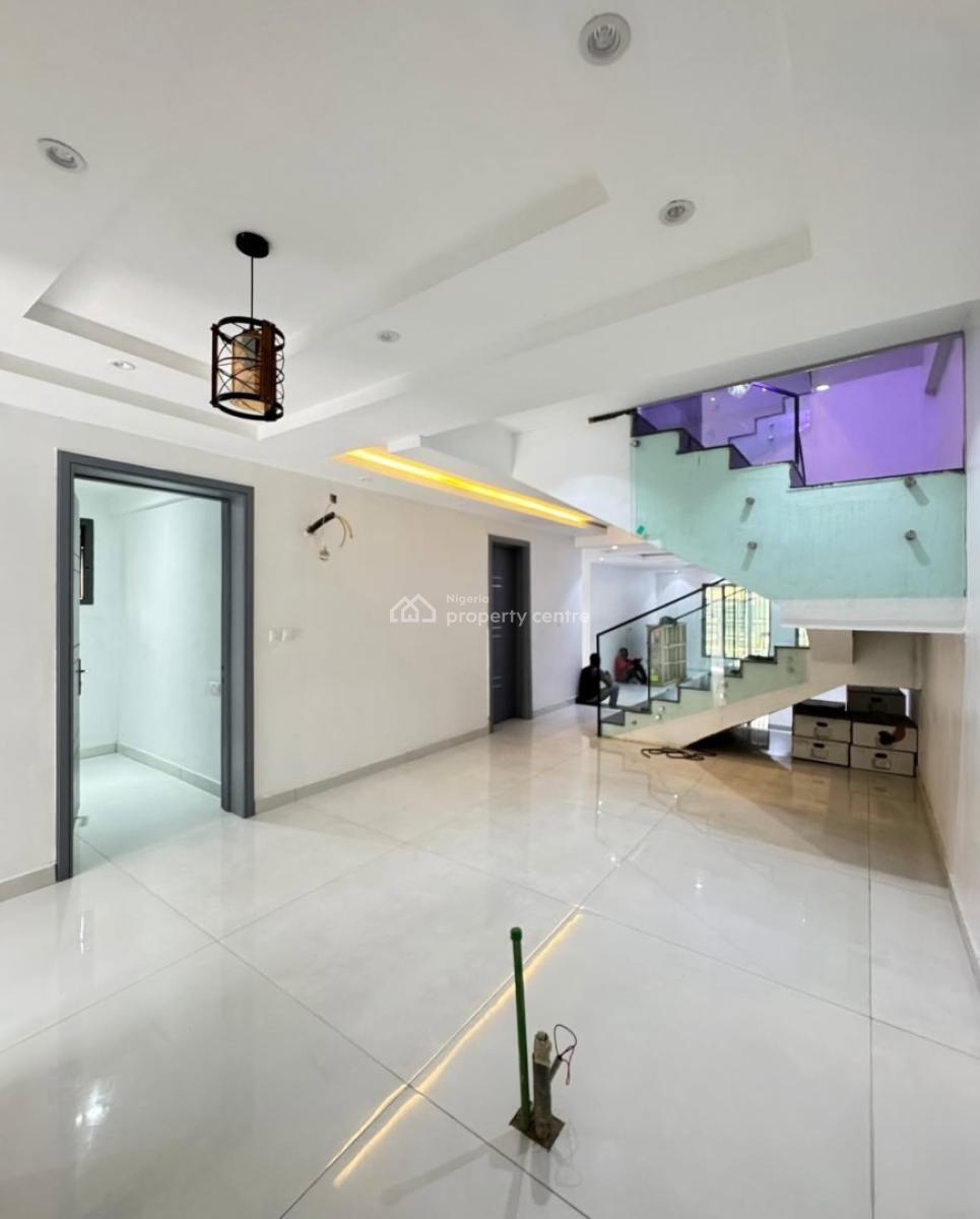 Gorgeously Built Spacious 5 Bedroom Semi Detached Duplex with Bq, Gbagada, Lagos, Detached Duplex for Sale