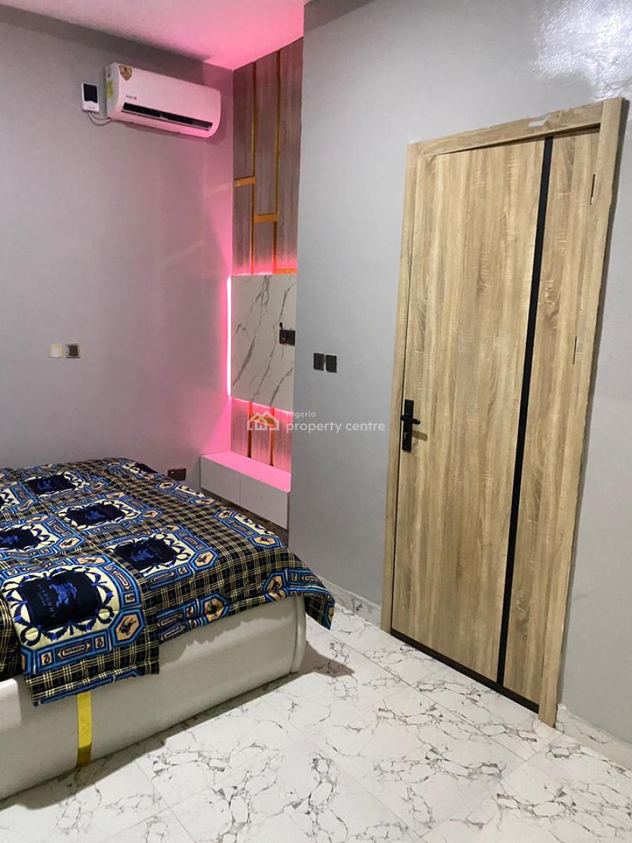 Fully Furnished Semi Master Bedroom, Orchid Road, Lekki, Lagos, Self Contain (single Rooms) for Rent