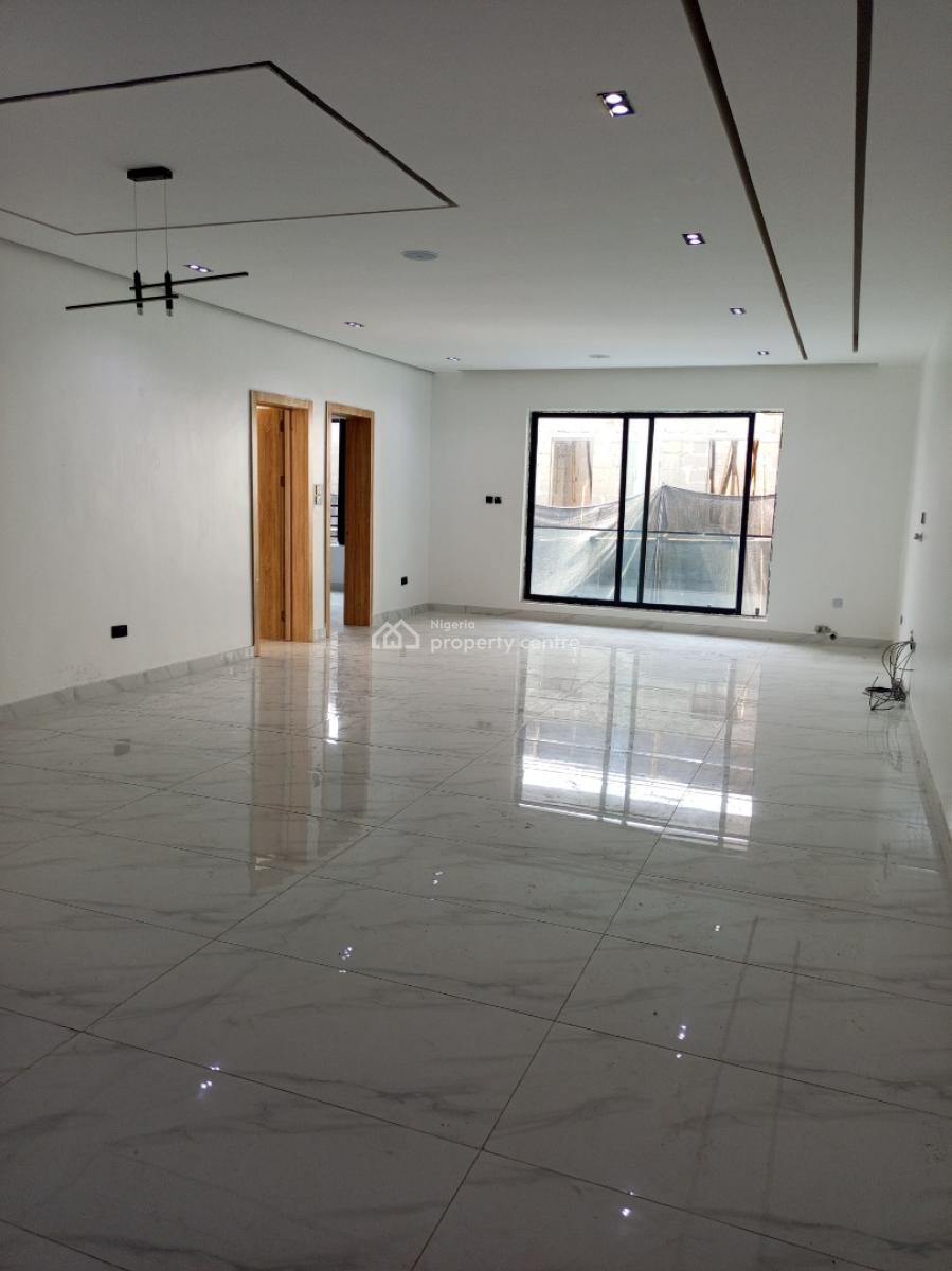 Extra Large 2bedroom with Bq Pool Elevator 24hours Light, Lekki Phase 1, Lekki, Lagos, Flat / Apartment for Sale