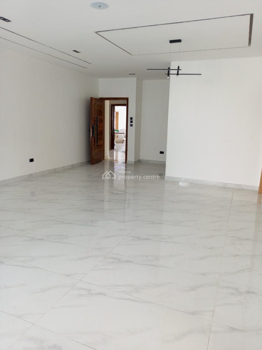 Extra Large 2bedroom with Bq Pool Elevator 24hours Light, Lekki Phase 1, Lekki, Lagos, Flat / Apartment for Sale