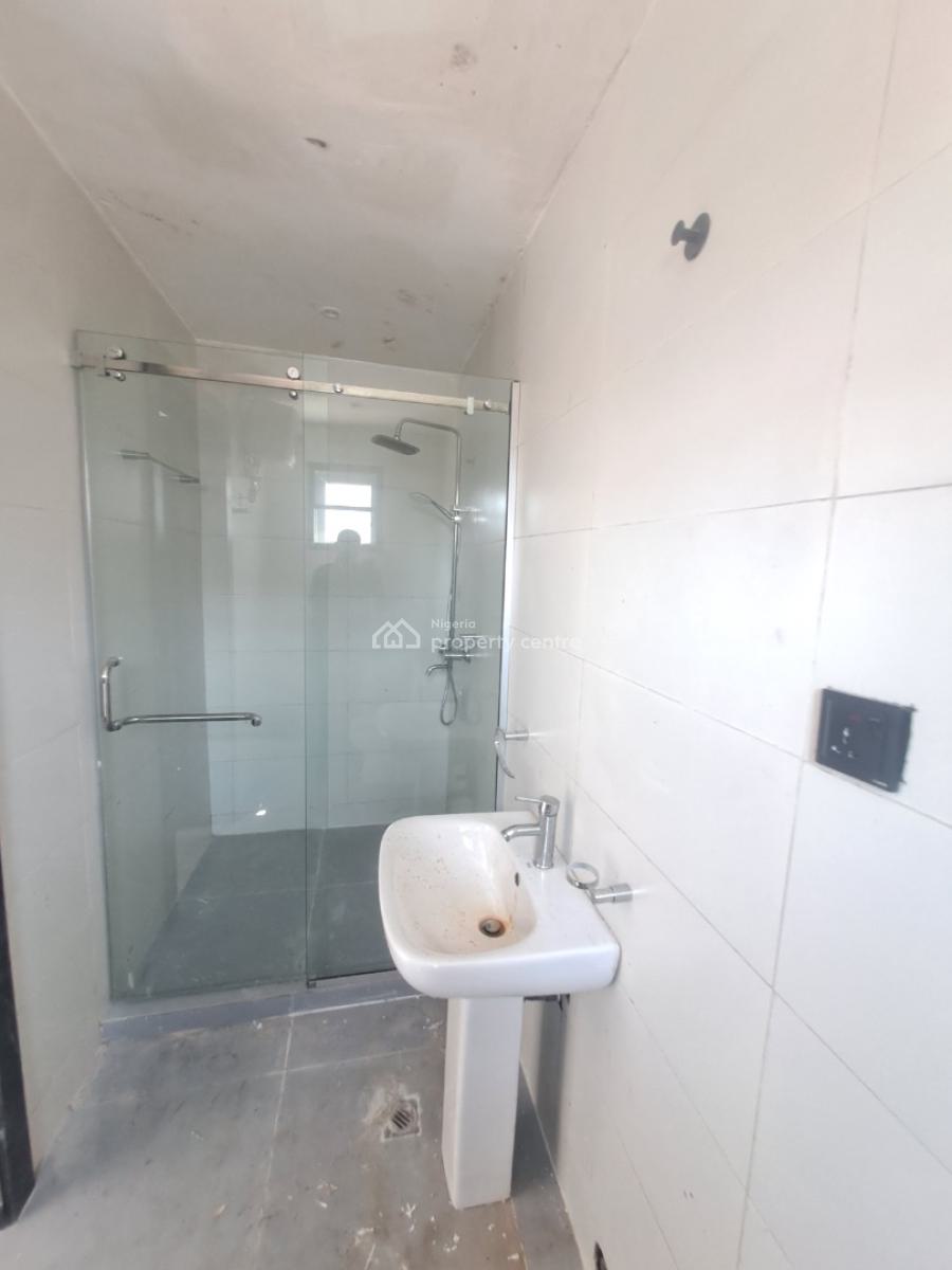 Well Built 2 Bedroom Apartment in a Serene Environment, Ikate, Lekki, Lagos, Flat / Apartment for Rent