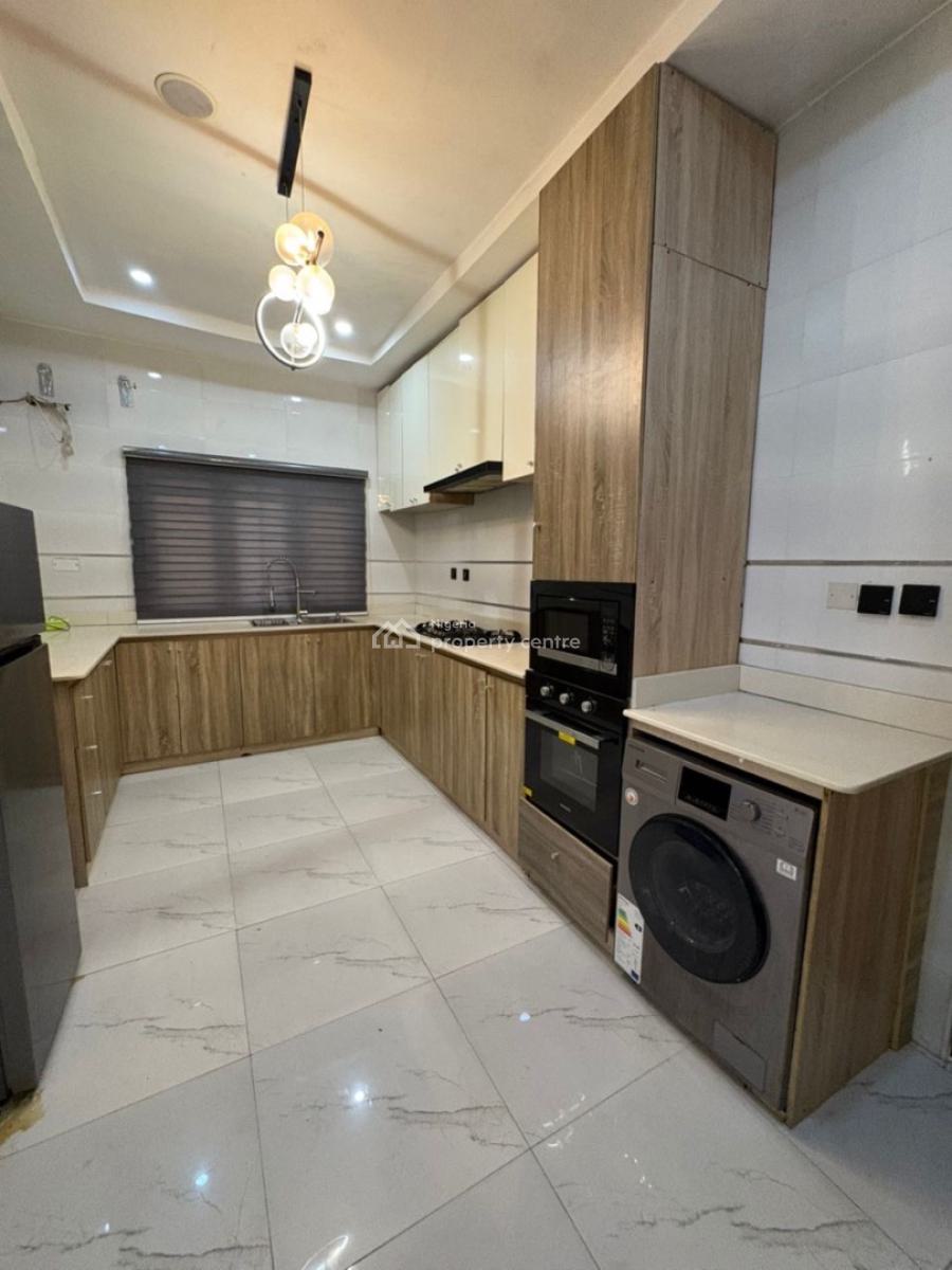 Well Maintained Luxury, Chevron Area, Lekki, Lagos, Detached Duplex for Rent
