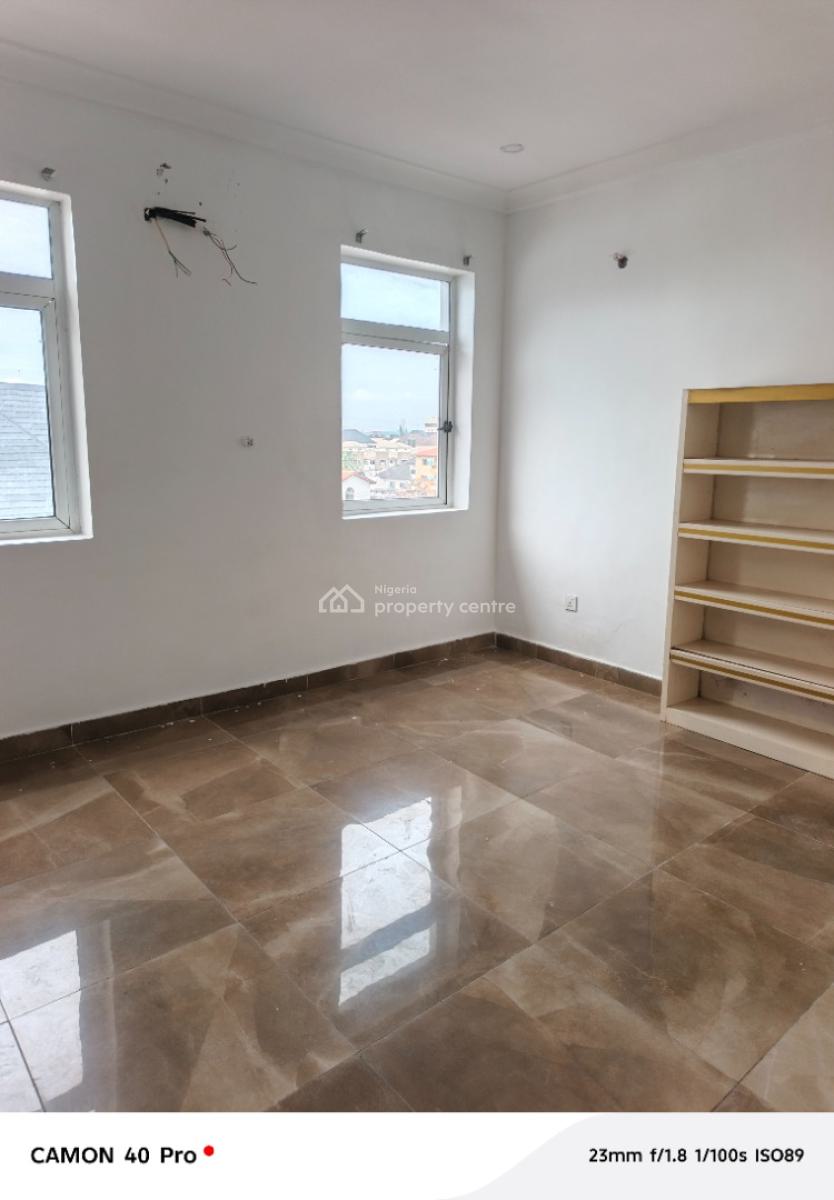 a Room Selfcon Shared Only Kitchen in Ikate, Salem Bus Stop By Elevation Church, Lekki Phase 1, Lekki, Lagos, Self Contain (single Rooms) for Rent