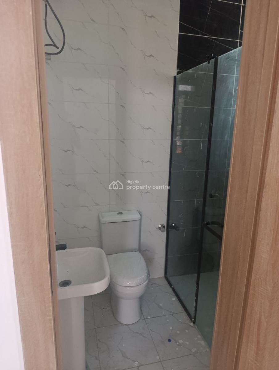 2 Bedroom Newly Built Serviced Flat with Gym and Pool, Ologolo, Lekki, Lagos, Flat / Apartment for Rent