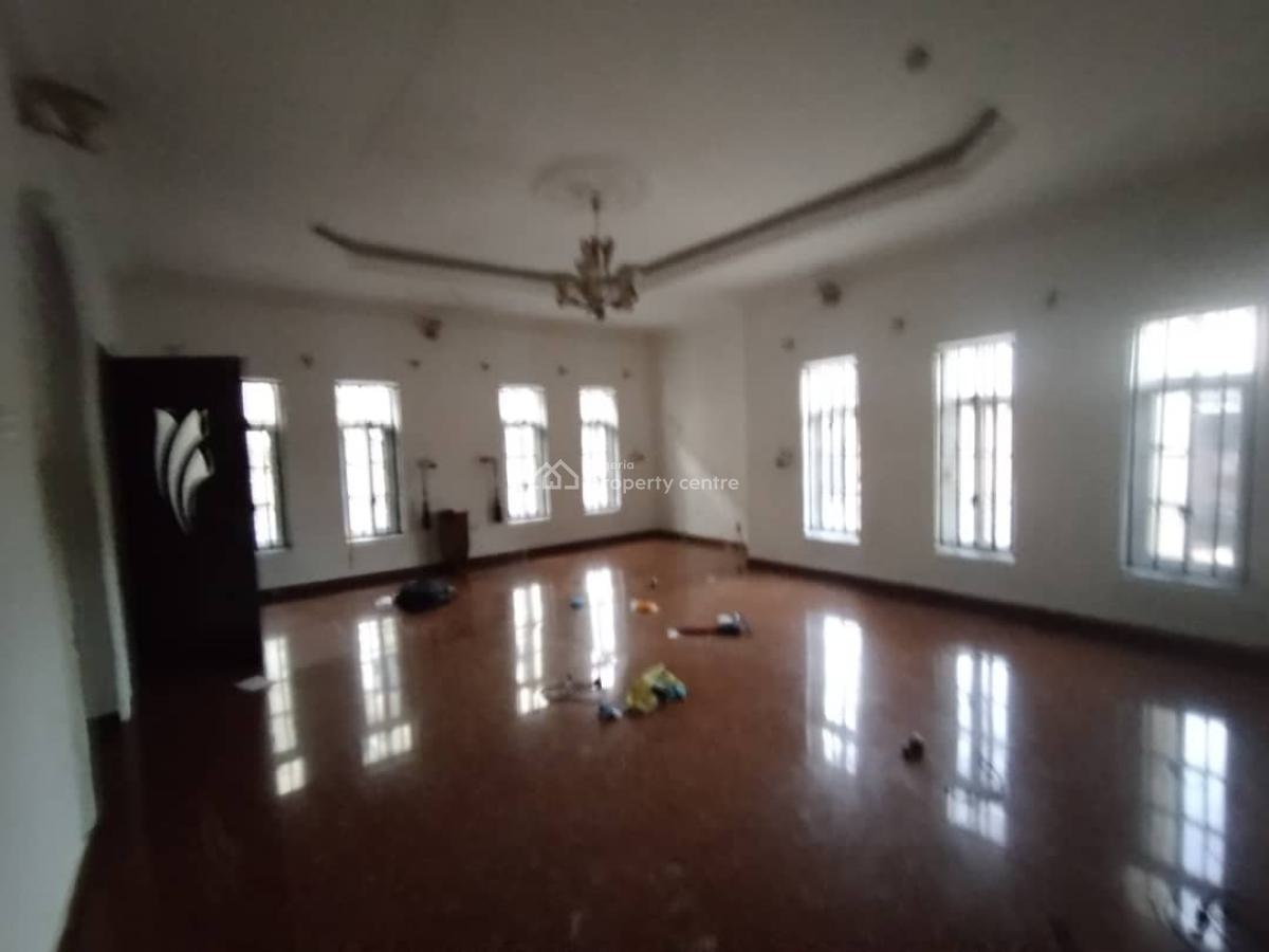 4-bedroom Semi-detached Duplex with Bq, Lekki Phase 1, Lekki, Lagos, Semi-detached Duplex for Rent