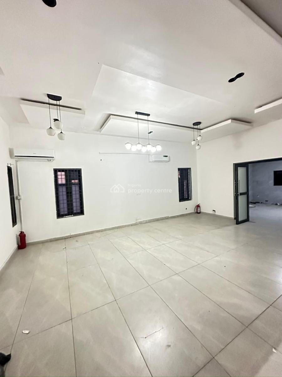 5 Bedroom Self-serviced Duplex, Lekki Phase 1, Lekki, Lagos, Detached Duplex for Rent