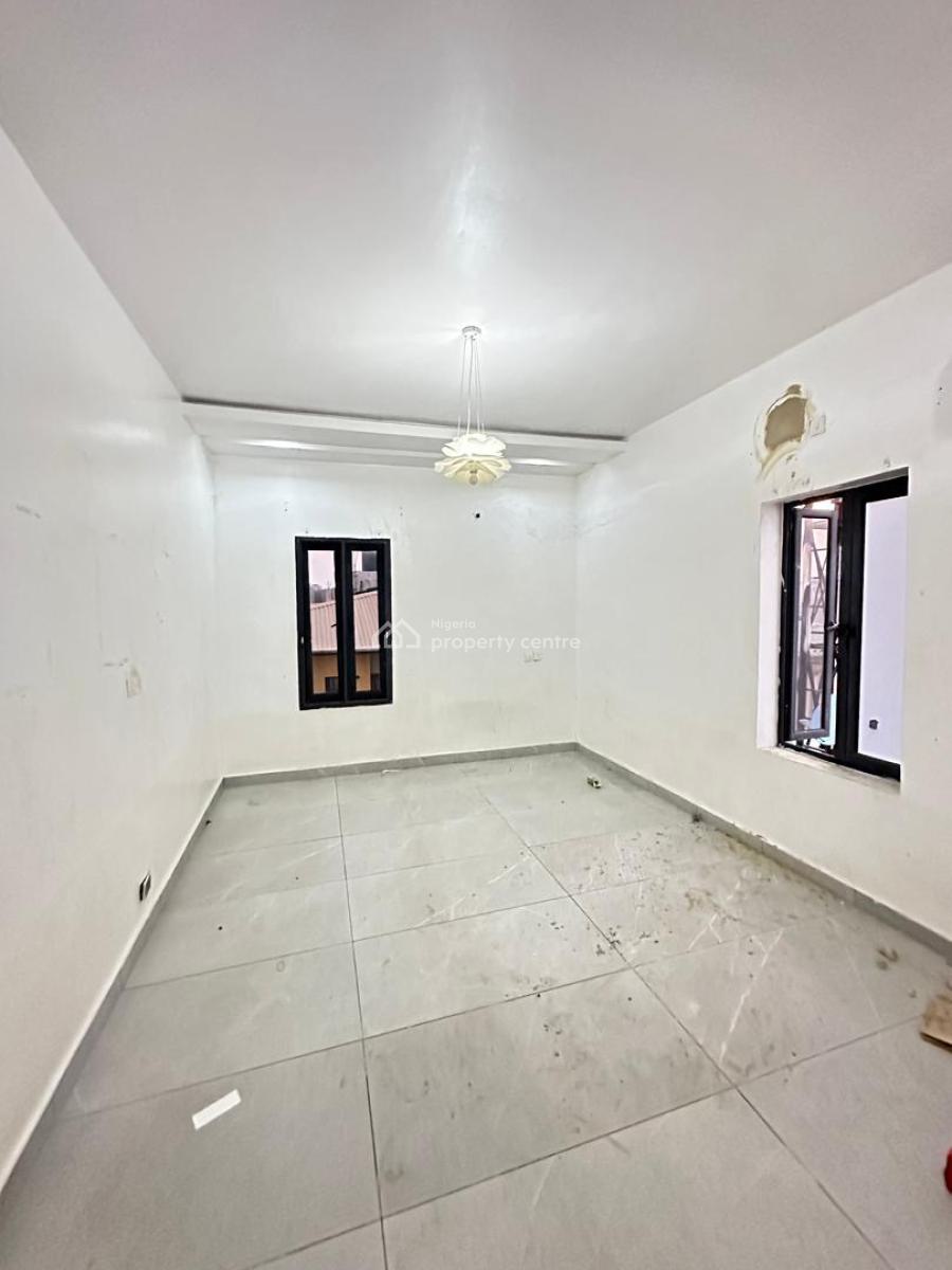 5 Bedroom Self-serviced Duplex, Lekki Phase 1, Lekki, Lagos, Detached Duplex for Rent