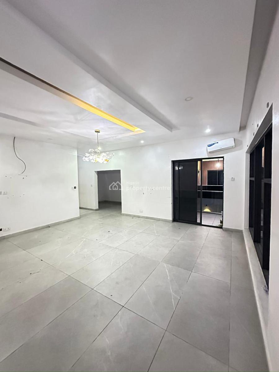 5 Bedroom Self-serviced Duplex, Lekki Phase 1, Lekki, Lagos, Detached Duplex for Rent