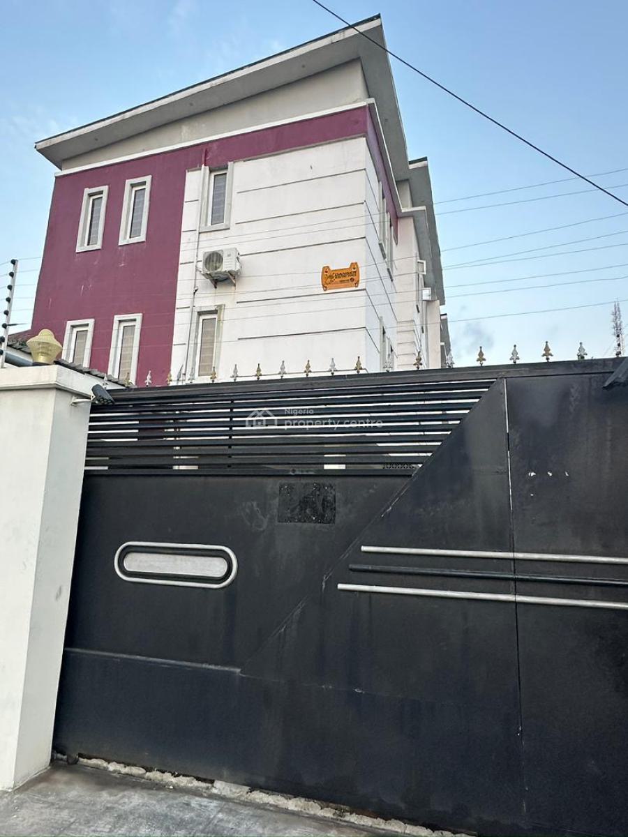 4 Units of 2 Bedroom and 2 Units of 1 Bedroom, Lekki Phase 1, Lekki, Lagos, Flat / Apartment for Sale