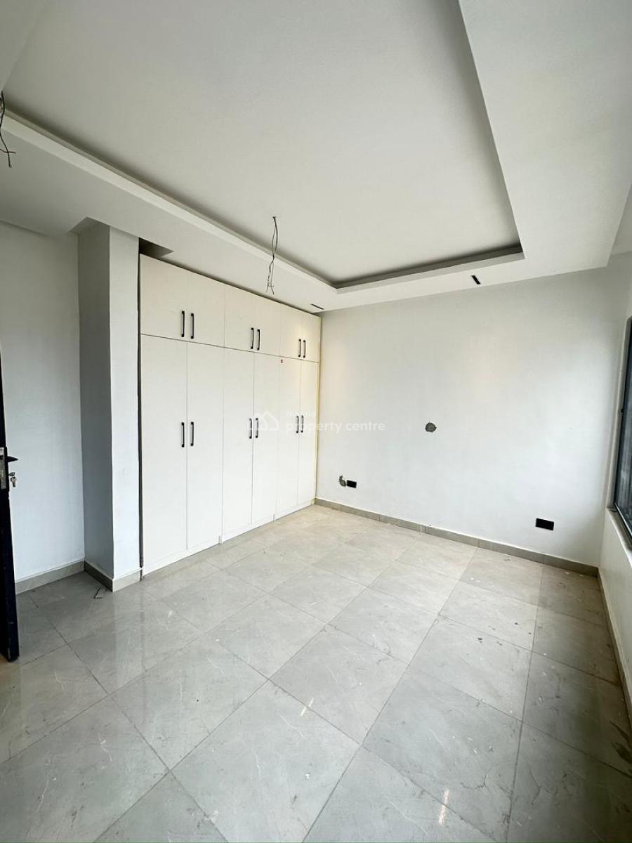 4 Bedroom Duplex with 1 Room Bq, Ilasan, Lekki, Lagos, Terraced Duplex for Sale