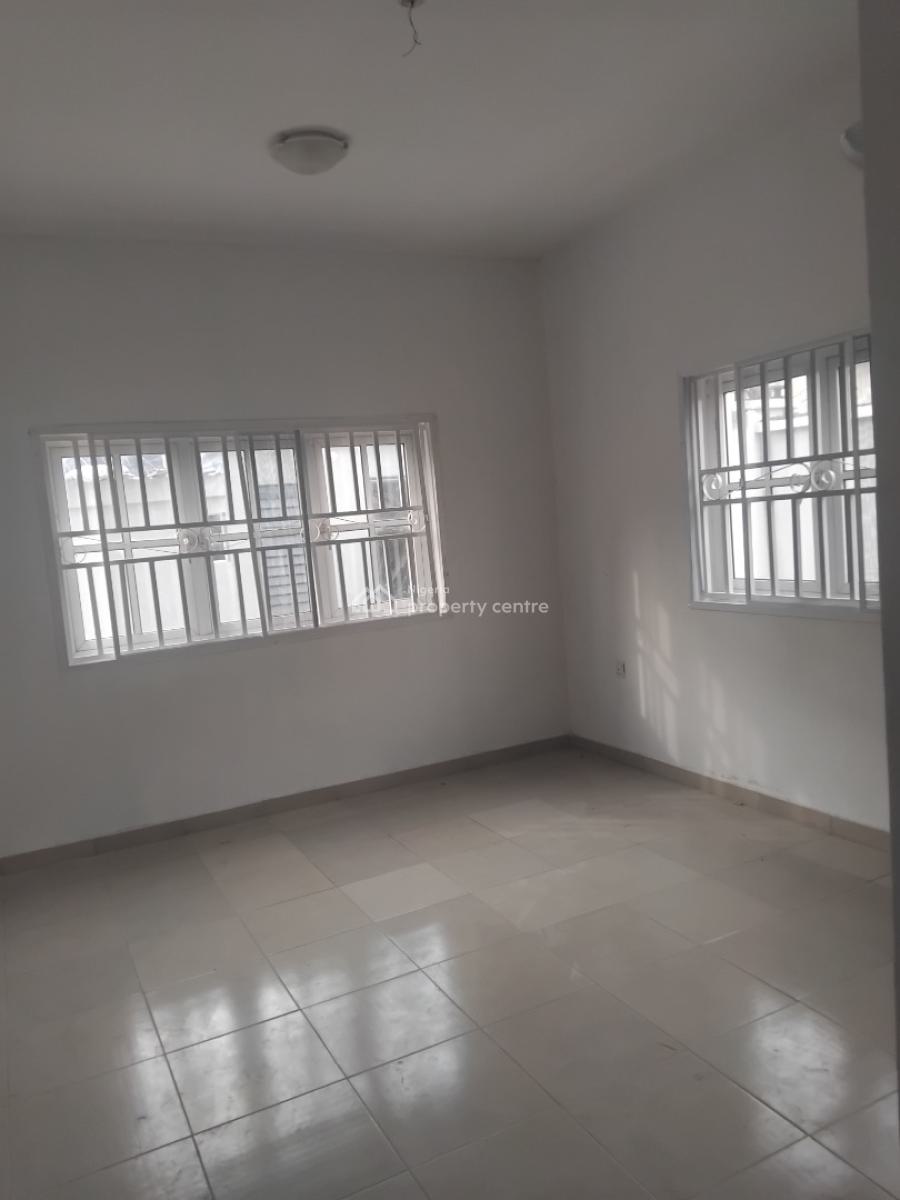 Spacious 3bedroom Flat Downstairs, Badore, Ajah, Lagos, Flat / Apartment for Rent