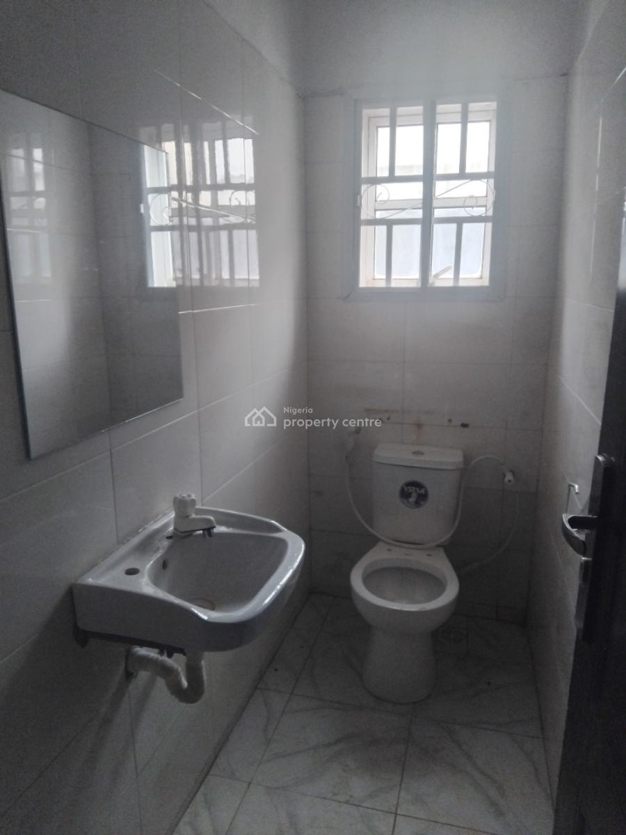 Spacious 3bedroom Flat Downstairs, Badore, Ajah, Lagos, Flat / Apartment for Rent